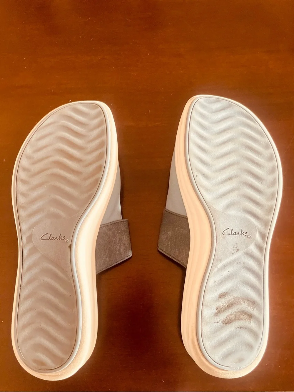Clarks women’s blue  Double-Buckle Slide Sandals